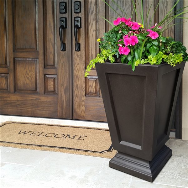Mayne Aberdeen Square  Planter - 25-in - Espresso
