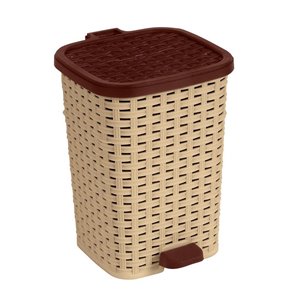 Superio Trash Can - Step Lid - 17-in - 27-L - Brown/Beige