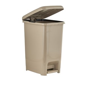 Superio Trash Can - Step Lid - 21-in - 42-L - Beige