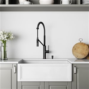 Évier de cuisine simple Matte Stone de VIGO, robinet noir mat, 36 po x 25 po