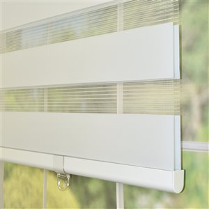 Store à rouleau sans cordons de la collection Zebra de Versailles Home Fasions, 30 po x 64 po, coquille