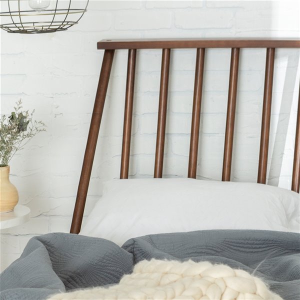Modern Wood Queen Spindle Bed - Walnut