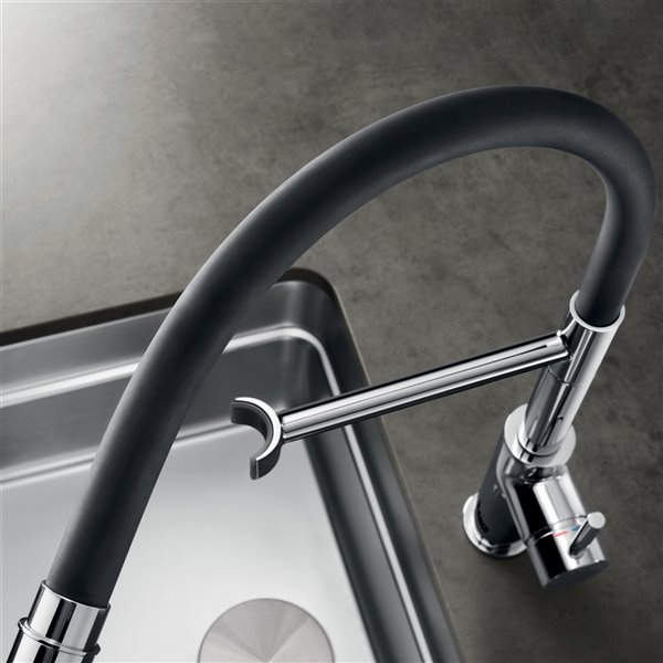 BLANCO Catris Semi-Pro Kitchen Faucet - Pull-Down - 1.5 GPM - Stainless Steel