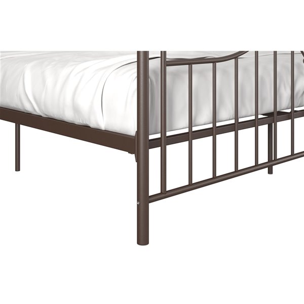 DHP Tokyo Metal Bed - King - 44.5-in x 78-in x 83-in - Bronze