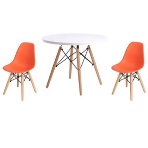 Ensemble pour enfants 2 chaises et 1 table style Eames de Plata Import orange et pied en bois