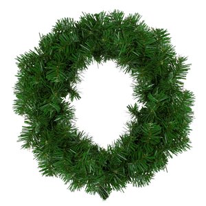 Northlight Deluxe Windsor Pine Artificial Christmas Wreath - 16-in - Unlit