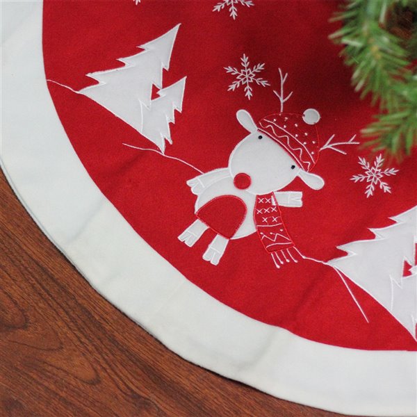 Northlight Winter Reindeer Embroidered Christmas Tree Skirt - 46-in - Red and White