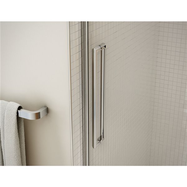 Ensemble de douche en coin Utile MAAX rectangulaire Origin Arctik/chrome 48 po x 32 po x 84 po, drain central, 5 pièces