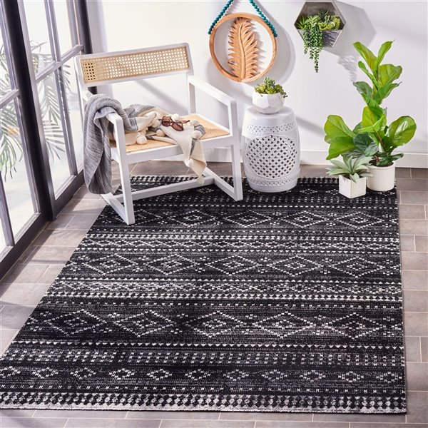 Safavieh Montage Rectangular Area Rug - Machine-Made - 9-ft x 6-ft - Black and Grey