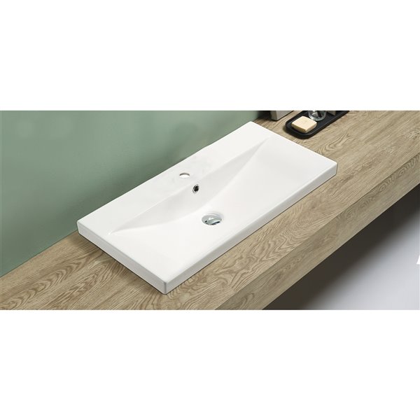 American Imaginations White Fire Clay Bathroom Vanity Top - Single Hole - 31.73-in x 15.51-in
