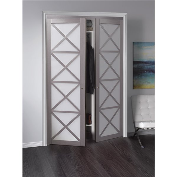 Renin Crochet Pivot Closet Door - 48-in x 80-in - Silver Oak