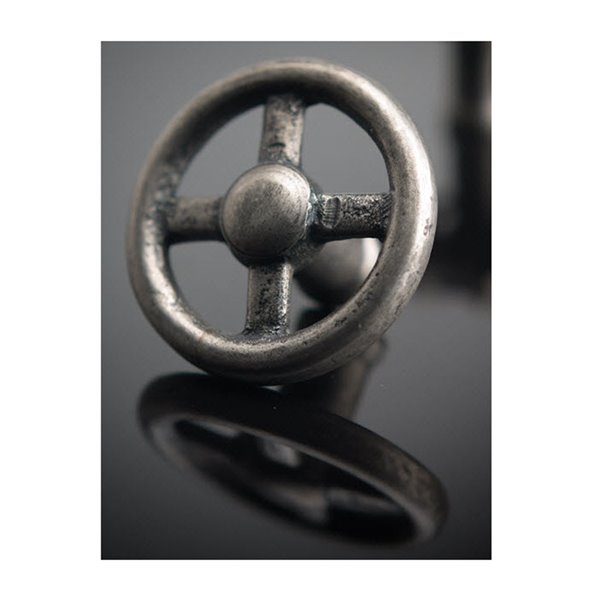 Richelieu Steampunk 3.15-in Black Round Farmhouse Cabinet Knob (1-Pack)