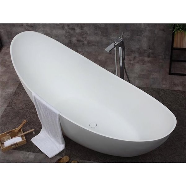 Bain en pierre Corian de Bouticcelli, 73 po x 30 po, blanc