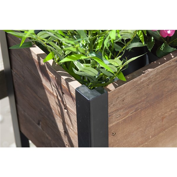 Grapevine 1-Pack 17.72-in x 31.49-in Brown Wood Planter