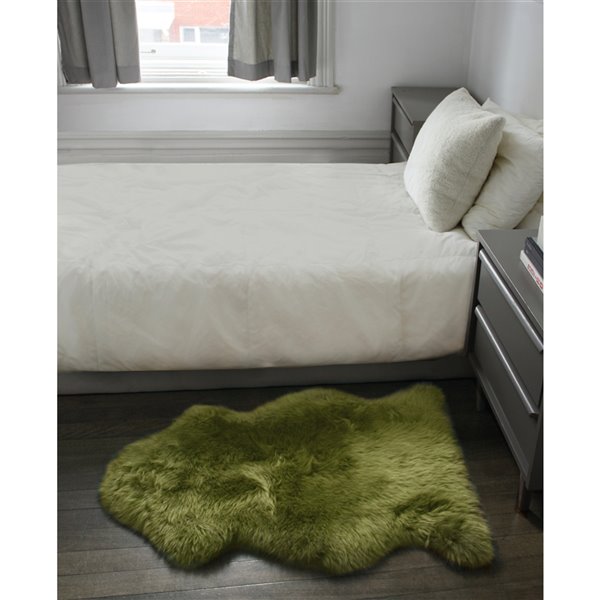 Tapis décoratif intérieur en peau de mouton fait à la main Milan Natural de Lifestyle, 2 po x 3 po, lime