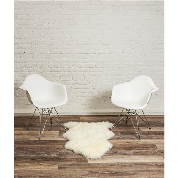 Tapis intérieur en peau de mouton fait à la main Milan Natural de Lifestyle, 2 po x 3 po, ivoire