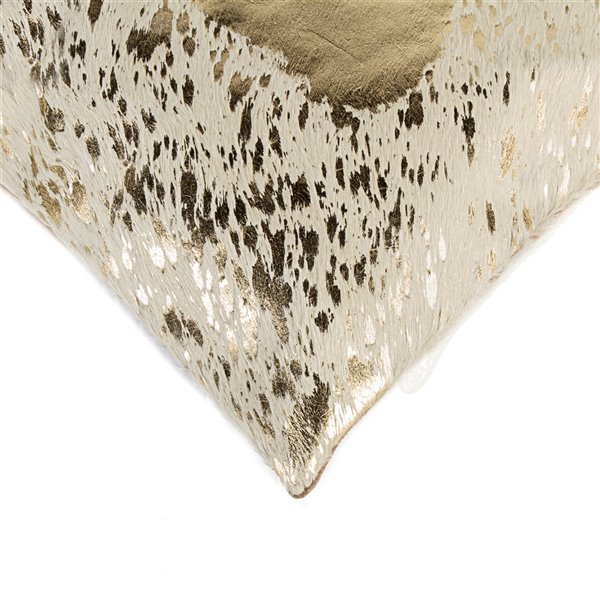 Natural by Lifestyle Torino Cowhide Scotland 2-Piece Natural and Gold 18-in x 18-in Square Indoor Decorative Pillow