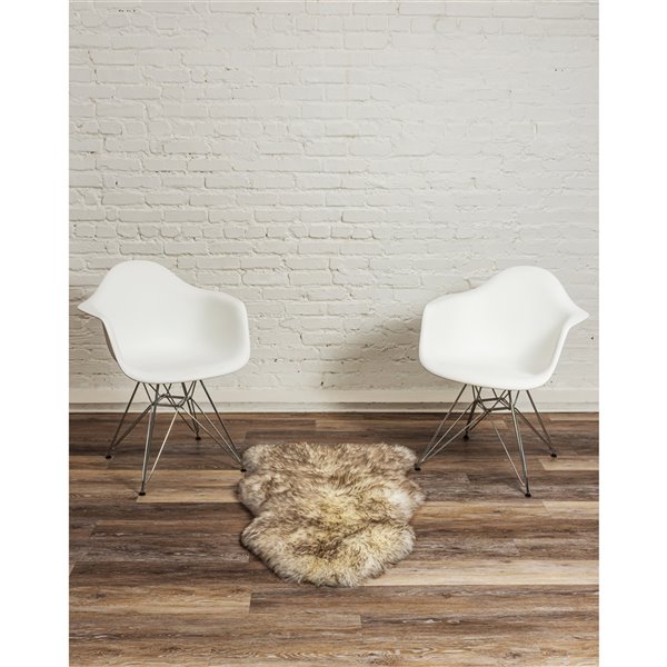 Tapis intérieur en peau de mouton fait à la main Milan Natural de Lifestyle, 2 po x 3 po, lin fonce