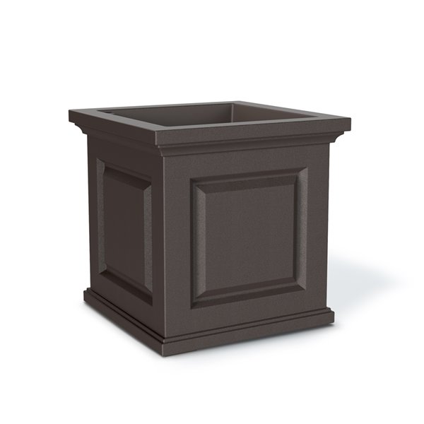 Mayne Nantucket 20-in Square Resin Planter - Espresso