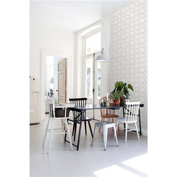 ESTA Home Maureen Medallion Wallpaper - Cream