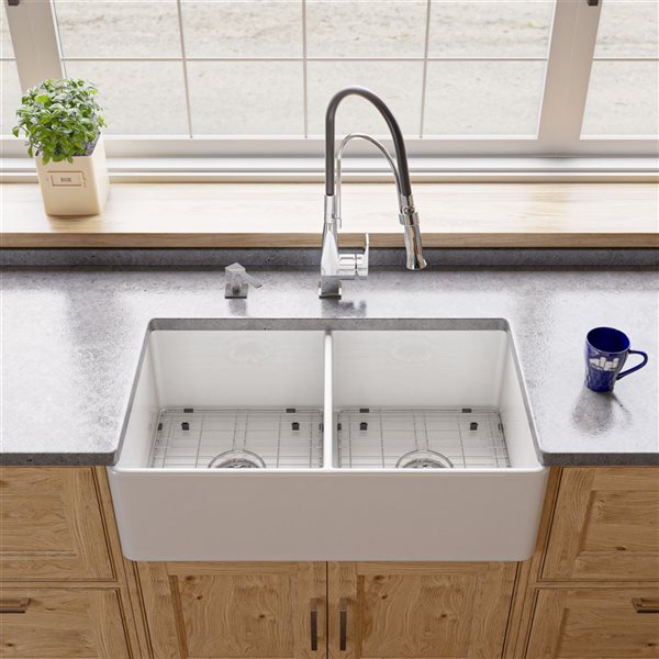 ALFI 33-in x 18-in Drop-in/Undermount Double Bowl White Fireclay Farm Sink