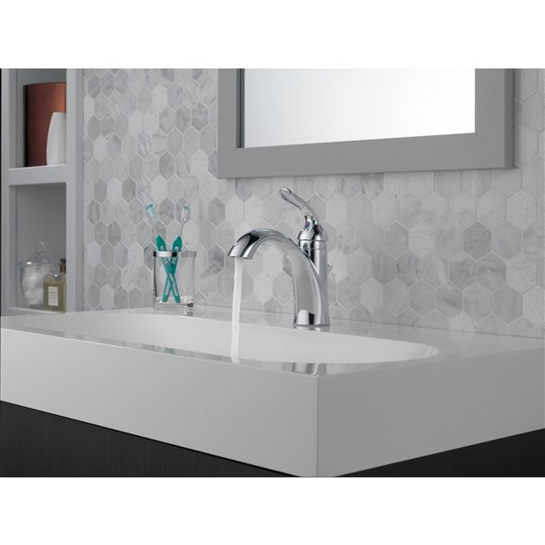 DELTA Lahara Bathroom Faucet - 1-Handle - Chrome