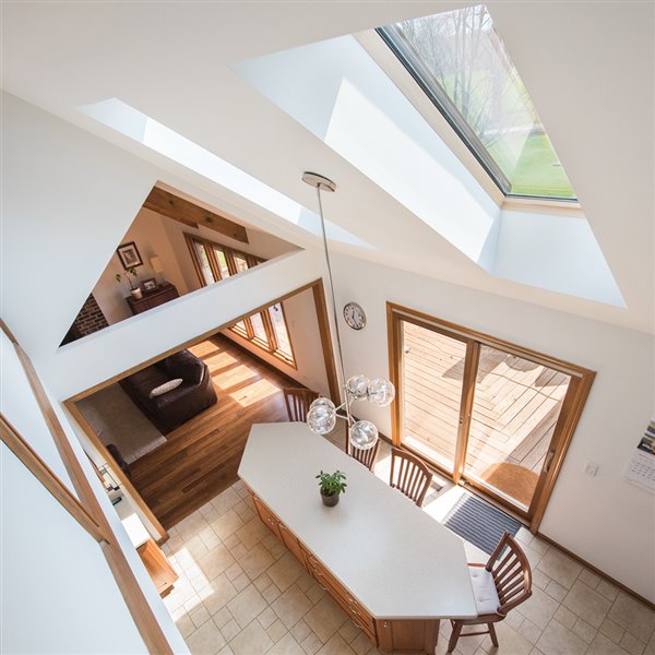 FAKRO Double Glazed Tempered 30 x 46 Deck Mount Fixed Glass Skylight