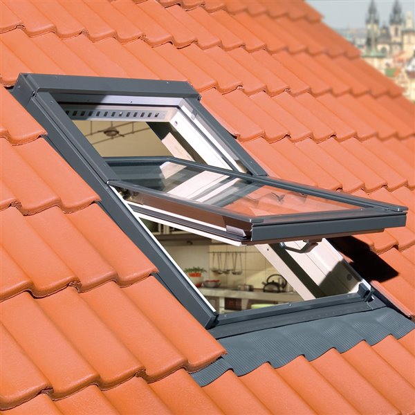 FAKRO 30-1/4 x 38-5/8 Deck Mount Centre Pivot Laminated Glass Roof Window