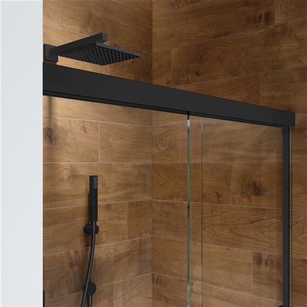 Porte de douche coulissante Incognito par MAAX noir mat de 76 po x 56 po à 59 po (verre « Light Smoke »)