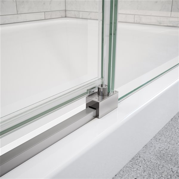 Porte de douche coulissante UpTown de MAAX chrome de 76 po x 44 po à 47 po (verre transparent)