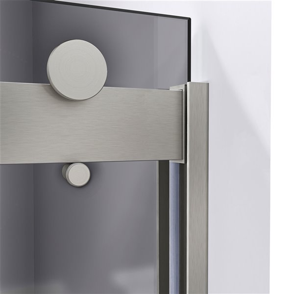 Porte de douche coulissante demi-cadre Sapphire de DreamLine, 76 po x 56 po à 60 po, nickel brossé/verre gris fumé