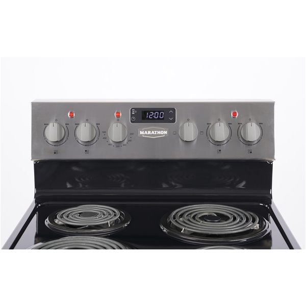 Cuisinière amovible 24 po 2,7 pi³ à serpentins à 4 éléments en acier inoxydable avec boutons Marathon et nettoyage manuel