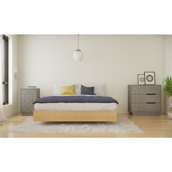 Queen(R) Nexera Bilou Queen-Size Bedroom Set - Natural Maple and Greige - 3