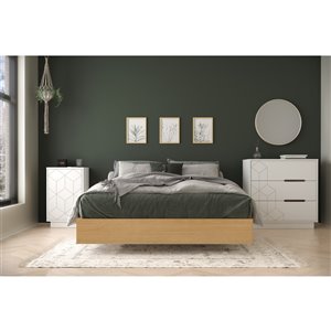 Ensemble de chambre à coucher pour lit à deux places Baracuda de Nexera, érable naturel et blanc, 3 pièces