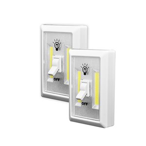 Lampe portative LiteSaver LED 200 Lumen de GoGreen Power, pile incluse