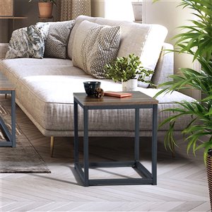 Table d'appoint carrée en composite Facto de FurnitureR, brun foncé