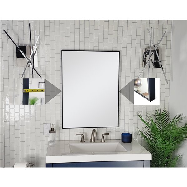 Decor Wonderland En Passant 23.6-in Black Rectangular Mirror