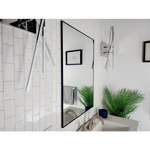 Decor Wonderland En Passant 23.6-in Black Rectangular Bathroom Mirror