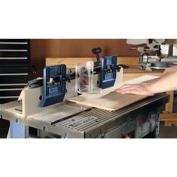 Bosch 15-Amp with Depth Adjustement and Toggle Switch MDF Router Table