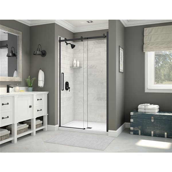 MAAX Utile 32-in x 48-in x 83-in 5-Piece Marble Carrara and Satin Black Alcove Shower Kit with Centre Drain