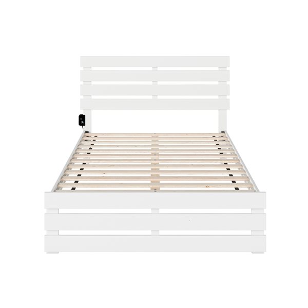 AFI Furnishings Oxford Full Bed with Footboard/USB Charger - White