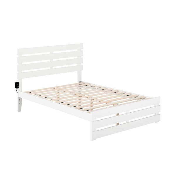 AFI Furnishings Oxford Full Bed with Footboard/USB Charger - White