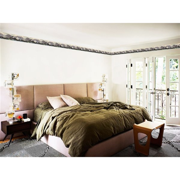 Dundee Deco 7-in Brown/Cream/Blue Self-Adhesive Wallpaper Border