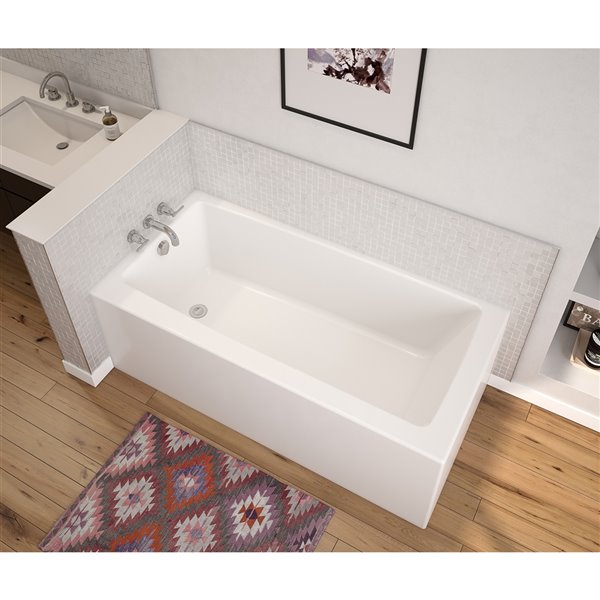 MAAX Nomad 60-in x 32-in x 18-in Rectangular White AcrylX Corner Bathtub with Left Drain