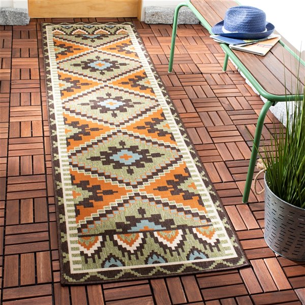 Safavieh Veranda Vitaline 2-ft x 12-ft Green/Terracotta Rectangular Indoor/Outdoor Abstract Bohemian/Eclectic Runner