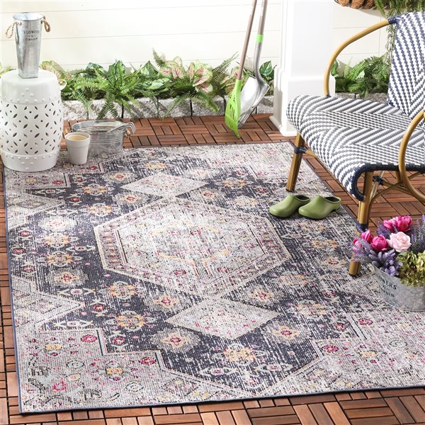 Safavieh Montage 4-ft x 6-ft Black/Multi Rectangular Indoor/Outdoor Distressed/Overdyed Oriental Area Rug