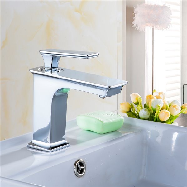 American Imaginations 15.25-in x 15.25-in White Ceramic Undermount