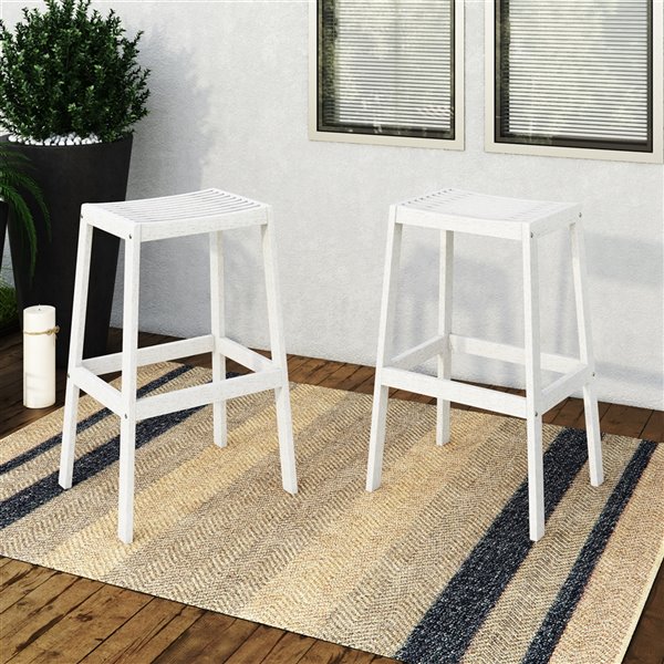 Tabourets de bar d'extérieur Miramar en bois massif blanchi de CorLiving, lot de 2