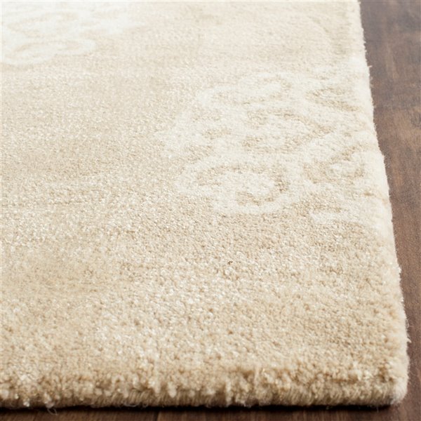 Safavieh Soho 6-ft x 6-ft Beige/Ivory Square Indoor Area Rug