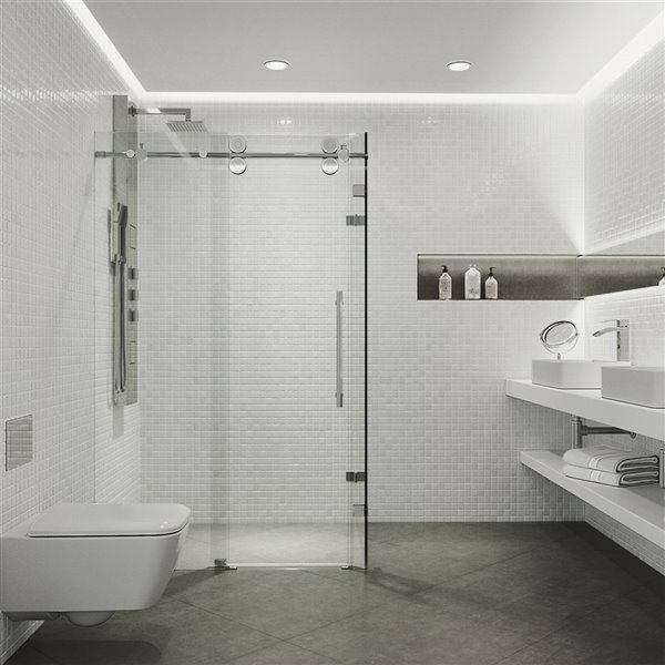 Porte de douche Winslow de VIGO sans cadre et coulissante, 74 po x 34,63 à 46,5 po, chrome (verre clair)